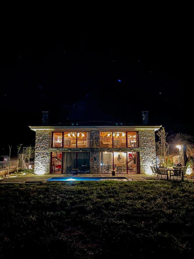 Modern Stone Villas With Swimming Pool Aliveri Buitenkant foto