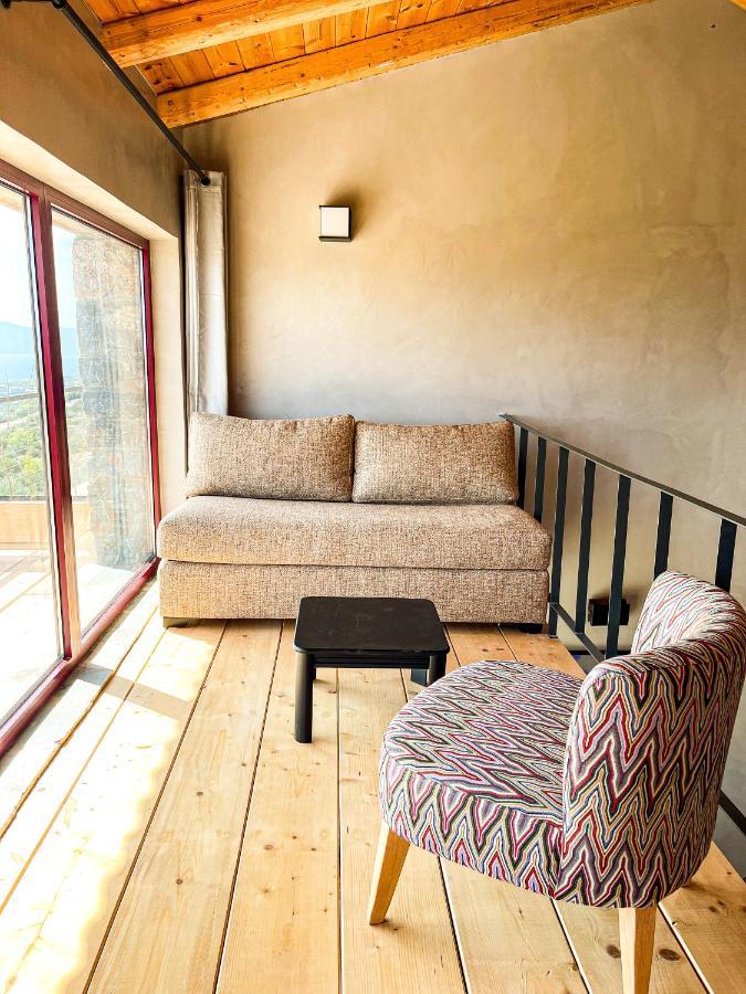 Modern Stone Villas With Swimming Pool Aliveri Buitenkant foto