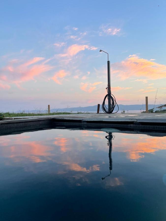 Modern Stone Villas With Swimming Pool Aliveri Buitenkant foto